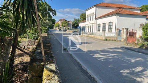 Terreno para Venda em Canas de Santa Maria