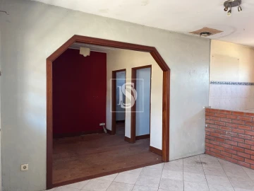 Moradia T2 para Venda em Pinheiro de Azere