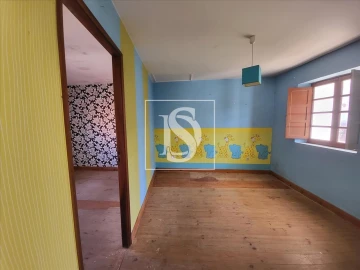 Moradia T2 para Venda em Pinheiro de Azere