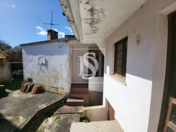 Moradia T2 para Venda em Pinheiro de Azere