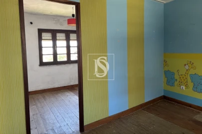 Moradia T2 para Venda em Pinheiro de Azere