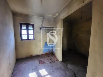 Moradia T2 para Venda em Pinheiro de Azere