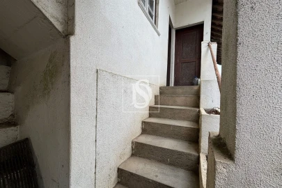 Moradia T10 para Venda em São Miguel do Outeiro e Sabugosa