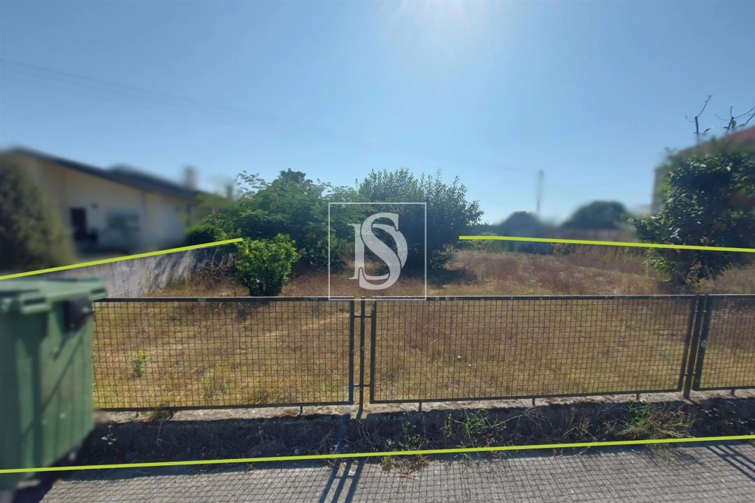 Terreno para Venda em Lobão da Beira Foto 2