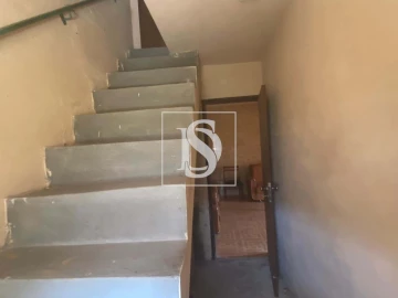 Moradia T3 para Venda em Caparrosa e Silvares