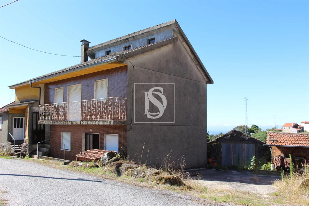 Moradia T3 para Venda em Caparrosa e Silvares Foto 3