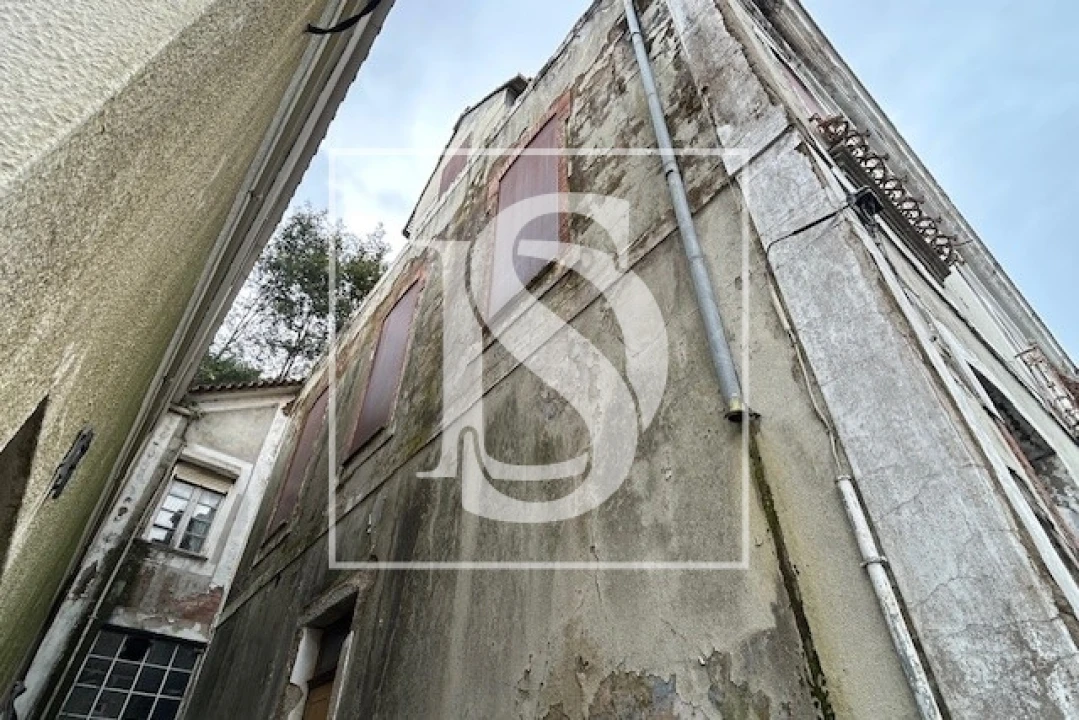 Moradia T5 para Venda em Ovoa e Vimieiro Foto 9