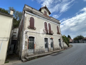 Moradia T5 para Venda em Ovoa e Vimieiro