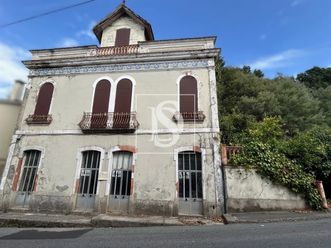 Moradia T5 para Venda em Ovoa e Vimieiro Foto 3