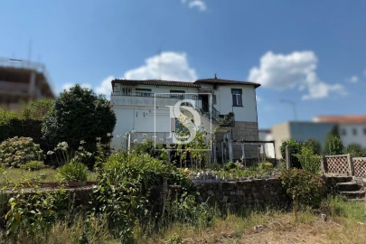 Moradia T8 para Venda em Tondela e Nandufe