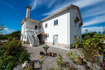 Quinta T6 para Venda em Santa Comba Dão e Couto do Mosteiro