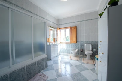 Quinta T6 para Venda em Santa Comba Dão e Couto do Mosteiro