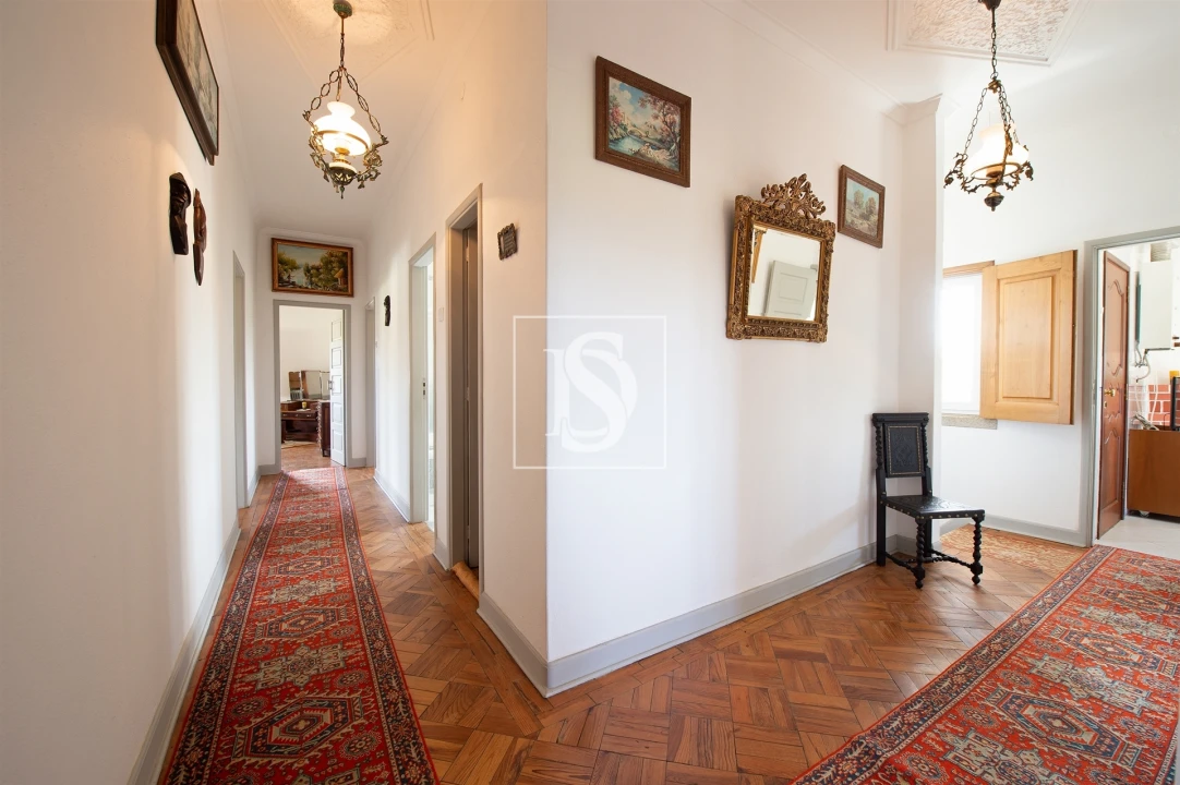 Quinta T6 para Venda em Santa Comba Dão e Couto do Mosteiro Foto 23