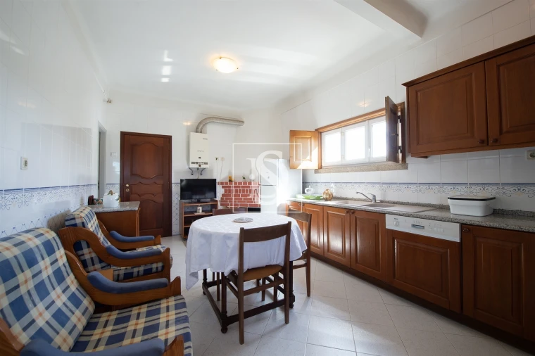 Quinta T6 para Venda em Santa Comba Dão e Couto do Mosteiro Foto 5