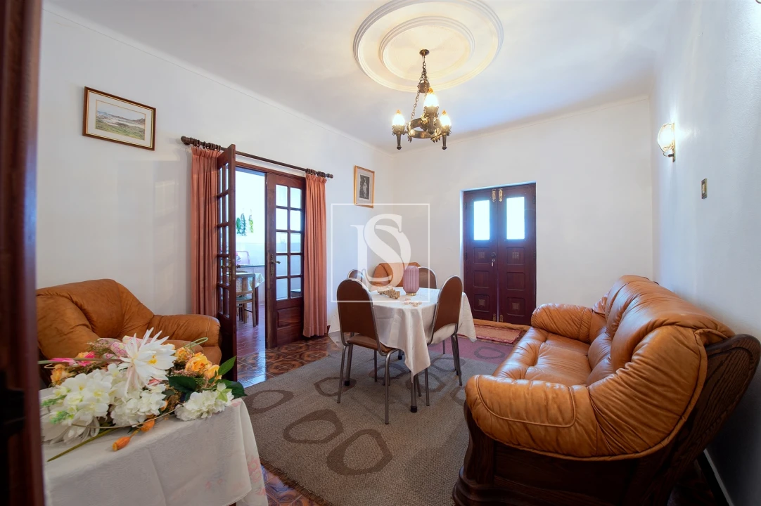 Quinta T6 para Venda em Santa Comba Dão e Couto do Mosteiro Foto 8