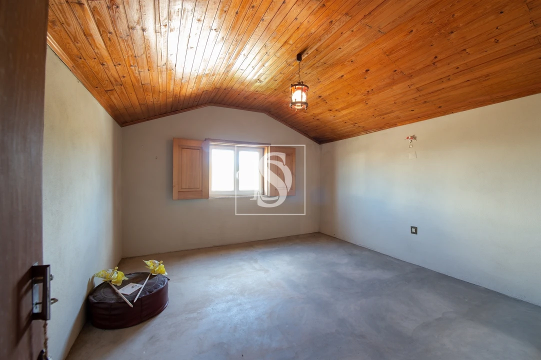 Quinta T6 para Venda em Santa Comba Dão e Couto do Mosteiro Foto 20