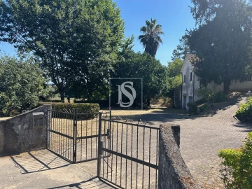 Moradia T4 para Venda em Mortágua, Vale de Remígio, Cortegaça e Almaça