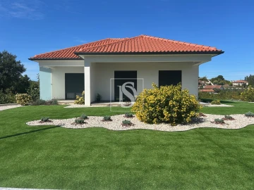Moradia T3 para Venda em Mortágua, Vale de Remígio, Cortegaça e Almaça