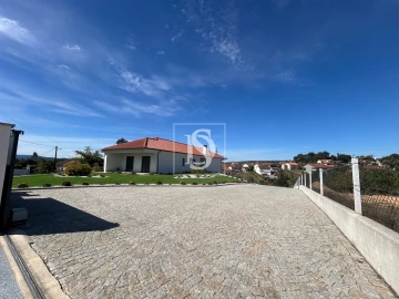 Moradia T3 para Venda em Mortágua, Vale de Remígio, Cortegaça e Almaça