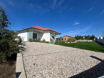 Moradia T3 para Venda em Mortágua, Vale de Remígio, Cortegaça e Almaça