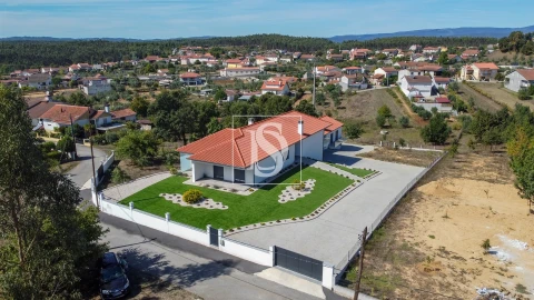 Moradia T3 para Venda em Mortágua, Vale de Remígio, Cortegaça e Almaça