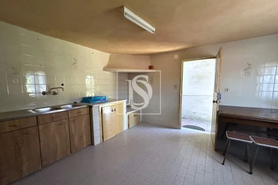 Moradia T3 para Venda em Caparrosa e Silvares