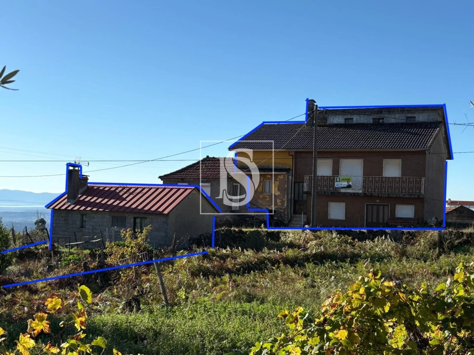 Moradia T3 para Venda em Caparrosa e Silvares Foto 1