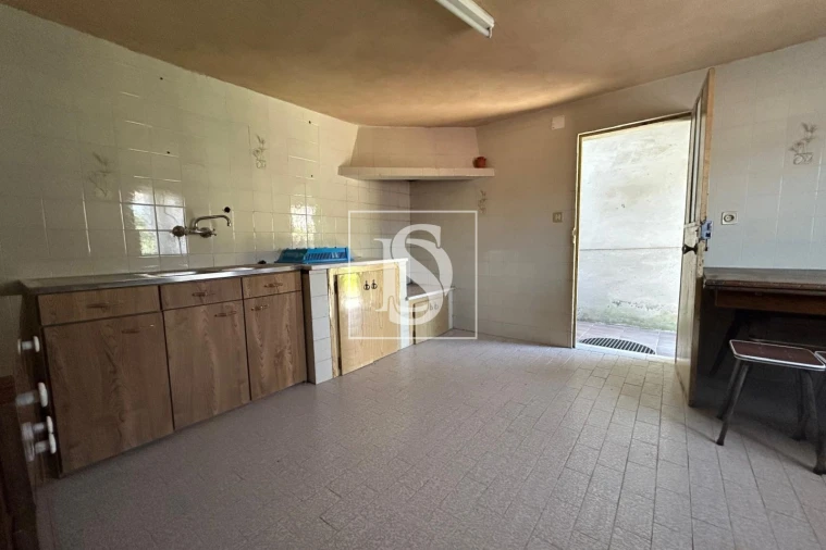 Moradia T3 para Venda em Caparrosa e Silvares Foto 24