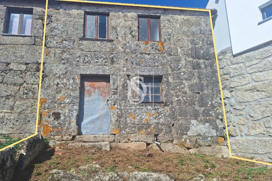 Moradia T1 para Venda em Guardão Foto 3