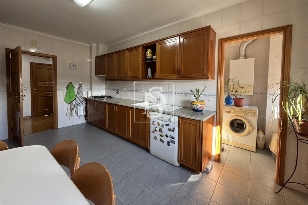 Apartamento T3 para Venda em Tondela e Nandufe Foto 8