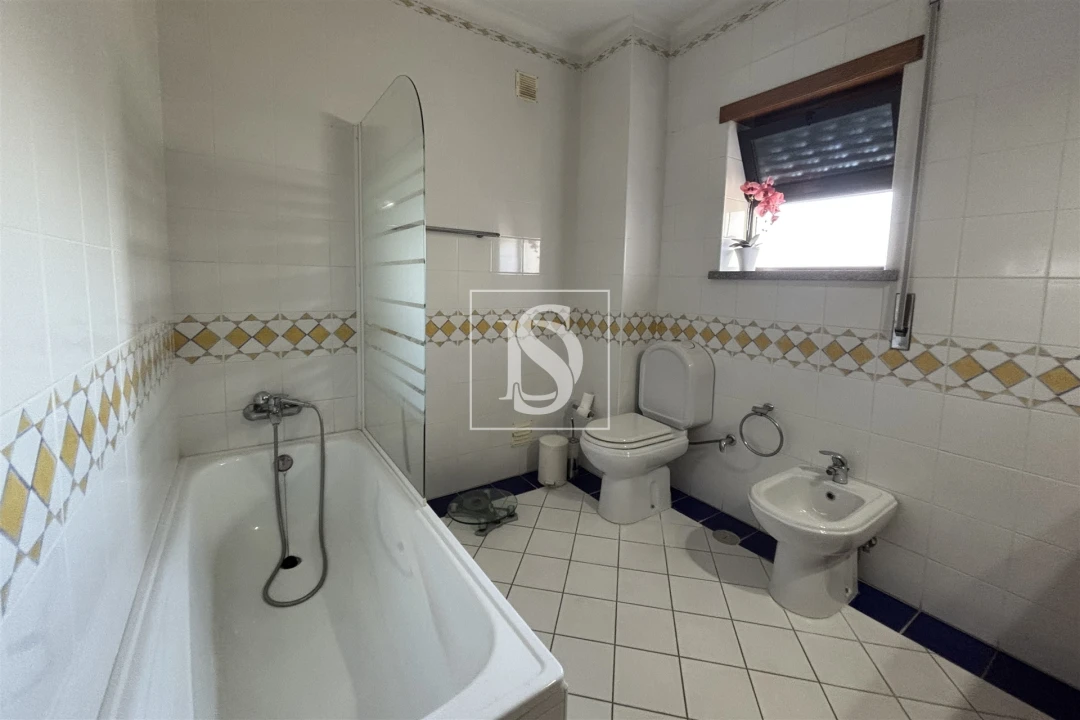 Apartamento T3 para Venda em Tondela e Nandufe Foto 17