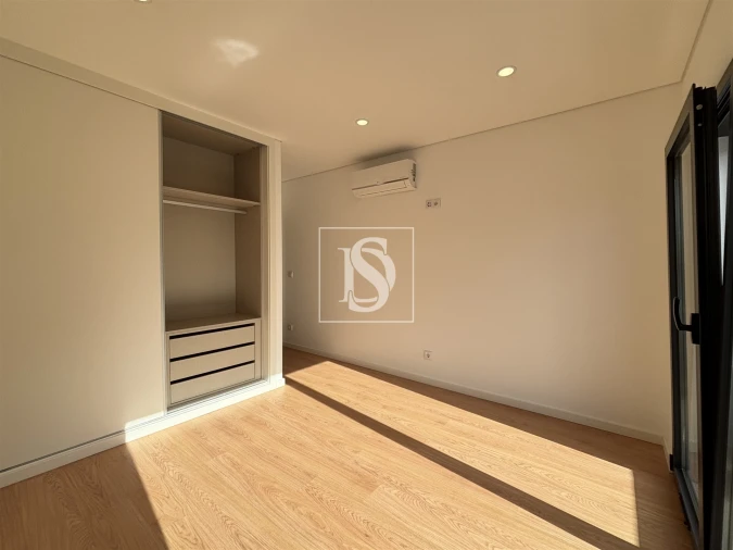 Apartamento T3 para Venda em Tondela e Nandufe Foto 11