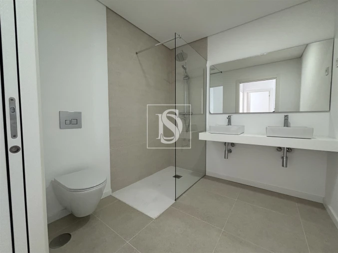 Apartamento T3 para Venda em Tondela e Nandufe Foto 16