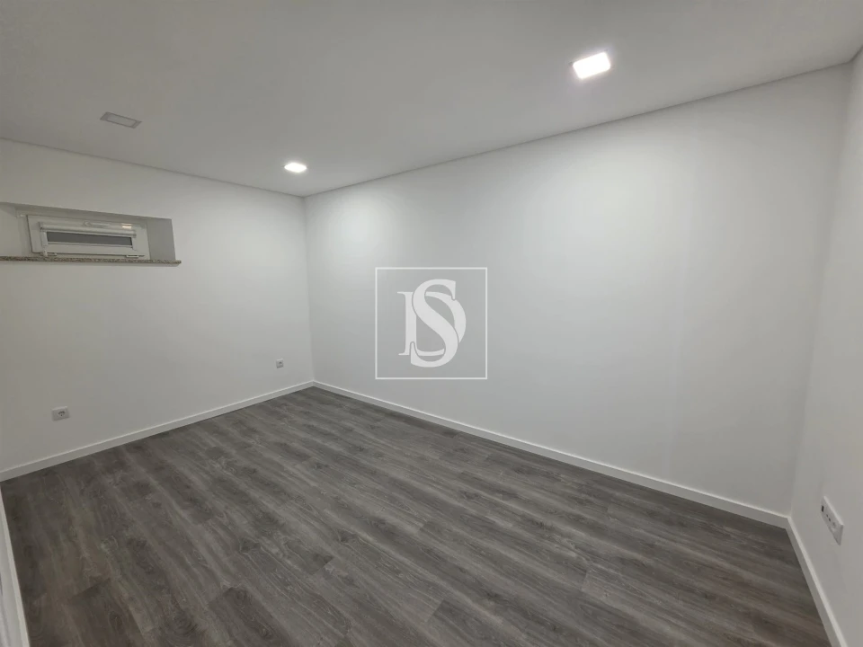 Apartamento T2 para Venda em Molelos Foto 6