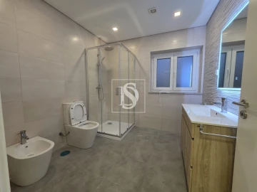 Apartamento T2 para Venda em Molelos