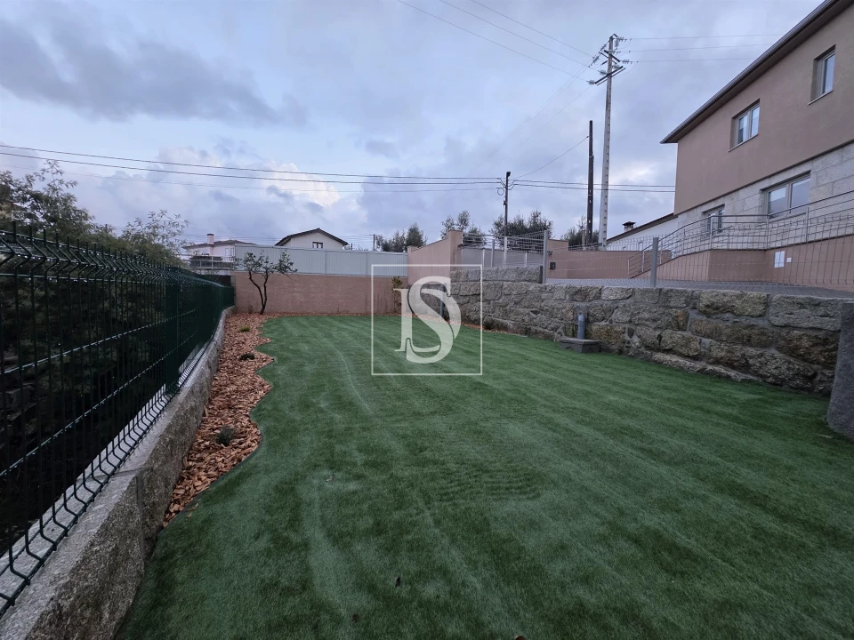 Apartamento T2 para Venda em Molelos Foto 12