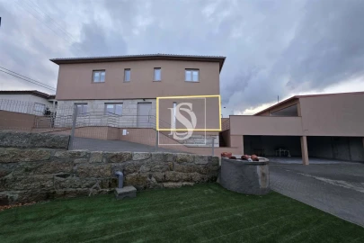 Apartamento T1 para Venda em Molelos