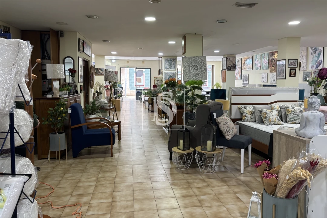Loja para Venda em Viseu Foto 2
