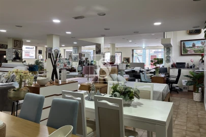 Loja para Venda em Viseu