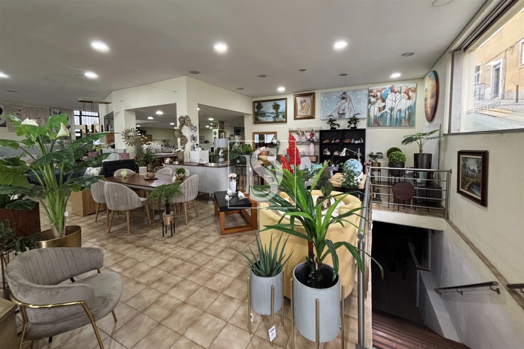 Loja para Venda em Viseu Foto 8