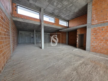 Loja para Venda em Repeses e São Salvador