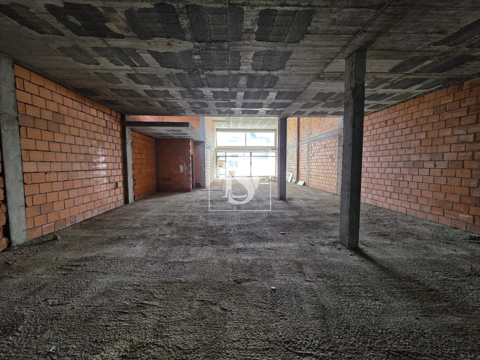 Loja para Venda em Repeses e São Salvador Foto 7