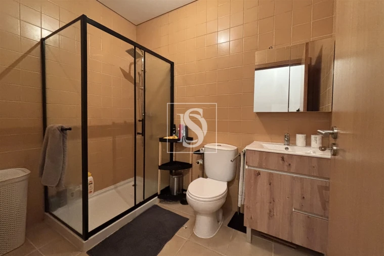 Moradia T3 para Venda em Dardavaz Foto 16