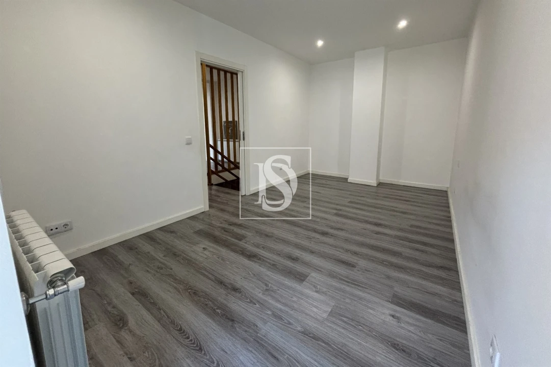 Moradia T3 para Venda em Canas de Santa Maria Foto 10