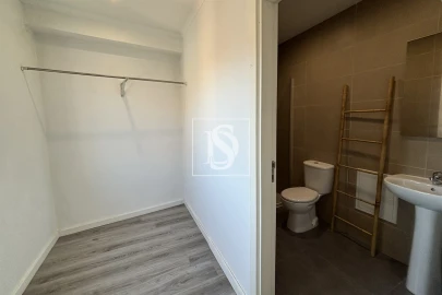 Moradia T3 para Venda em Canas de Santa Maria