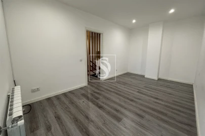 Moradia T3 para Venda em Canas de Santa Maria