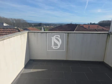 Moradia T3 para Venda em Canas de Santa Maria