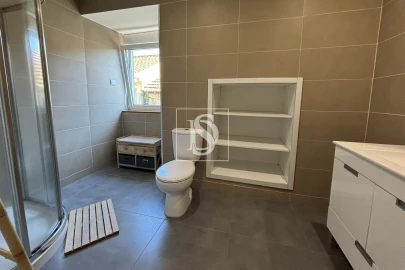 Moradia T3 para Venda em Canas de Santa Maria