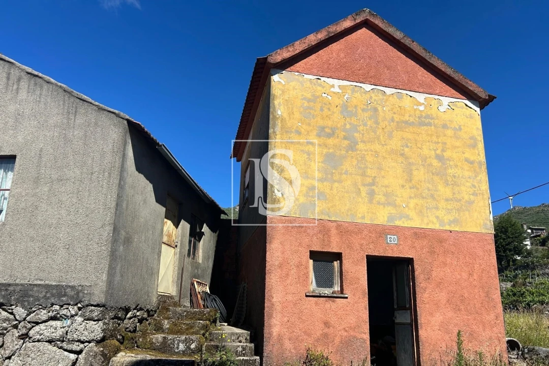 Moradia T1 para Venda em Caparrosa e Silvares Foto 10