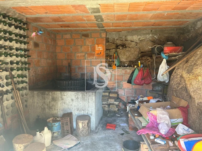 Moradia T1 para Venda em Caparrosa e Silvares Foto 9